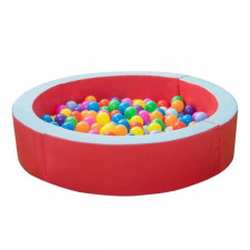 basen z kolorowymi kulkami dla dzieci
