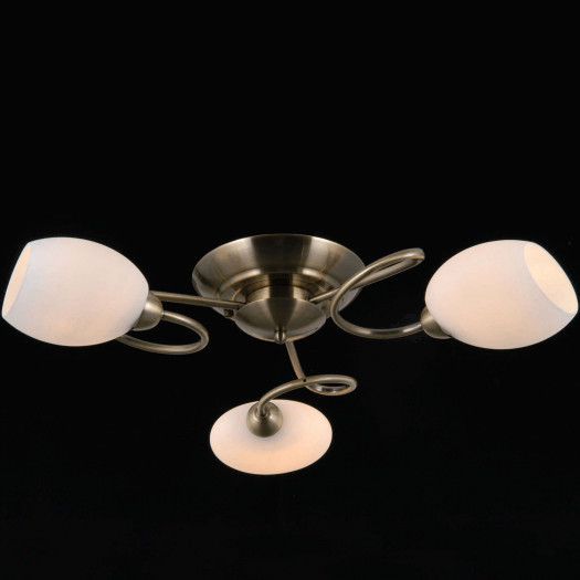 Lampa sufitowa trzy białe klosze i mosiężna podstawa sabrina mw-light (267014403)