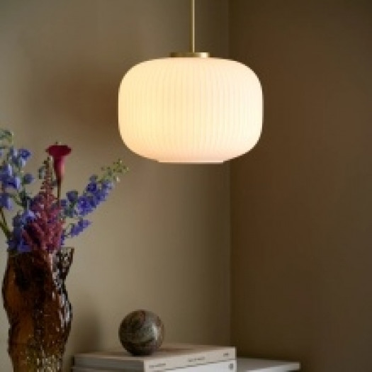 Lampa wisząca Milford 30 cm szklana, ryflowana, mosiądz