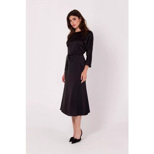 Sukienka midi z satynowego materiału (Czarny, M)